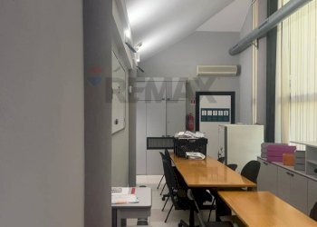 Ufficio - Shop strada provinciale asolana
9, Torrile - photo 2