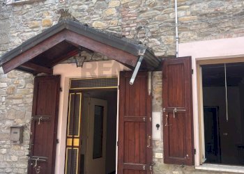 Casa all\'aperto - Casa semi indipendente LOCALITA' PECORINI
 
1, Varano de' Melegari - foto 2