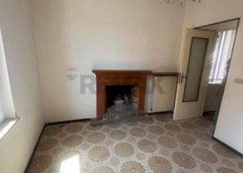 Stanza vuota - Casa semi indipendente LOCALITA' PECORINI
 
1, Varano de' Melegari - foto 17