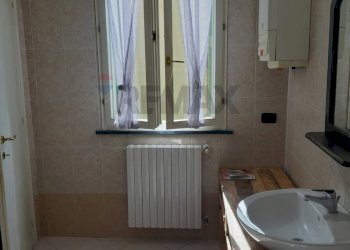 Bagno - Bilocale Via 25 Aprile
 
28, Sant'Ilario d'Enza - foto 6