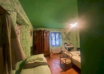 Camera / camera da letto - Casa indipendente localita' marzocco di brunelli
 
48, Borgo Val di Taro - foto 6