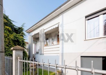 Casa all\'aperto - Casa indipendente Via al Macello
 
15, Colorno - foto 24