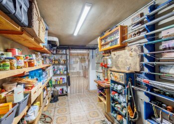 Dispensa di stoccaggio - Casa indipendente Via al Macello
 
15, Colorno - foto 49