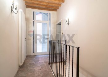 Hall / corridoio - Trilocale Borgo Valorio
 
2, Parma - foto 8