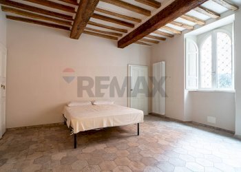 Camera / camera da letto - Trilocale Borgo Valorio
 
2, Parma - foto 9