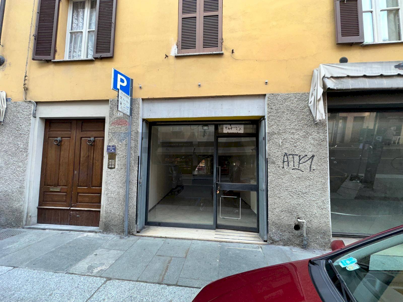 Edificio all\'aperto - Shop Via Bixio
 
87, Parma - photo 1