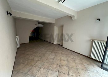 Stanza vuota - Shop Via Bixio
 
87, Parma - photo 3