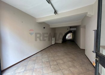 Stanza vuota - Shop Via Bixio
 
87, Parma - photo 5