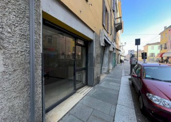 Edificio all\'aperto - Shop Via Bixio
 
87, Parma - photo 8