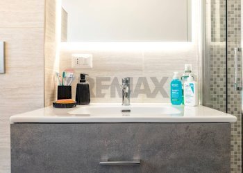 Bagno - Bilocale Piazza Alfieri
 
5, San Giuliano Milanese - foto 17