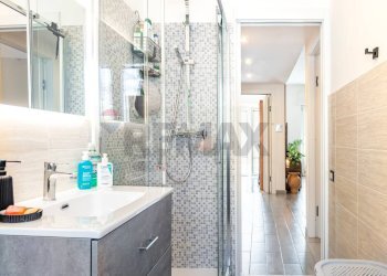 Bagno - Bilocale Piazza Alfieri
 
5, San Giuliano Milanese - foto 18