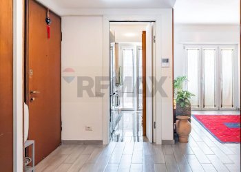 Hall / corridoio - Bilocale Piazza Alfieri
 
5, San Giuliano Milanese - foto 26