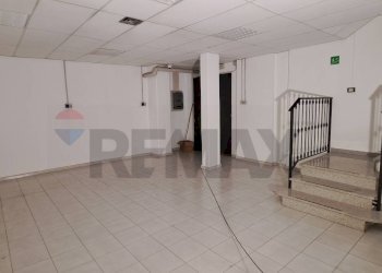 Stanza vuota - Locale Commerciale via Triulziana
 
16, San Donato Milanese - foto 7