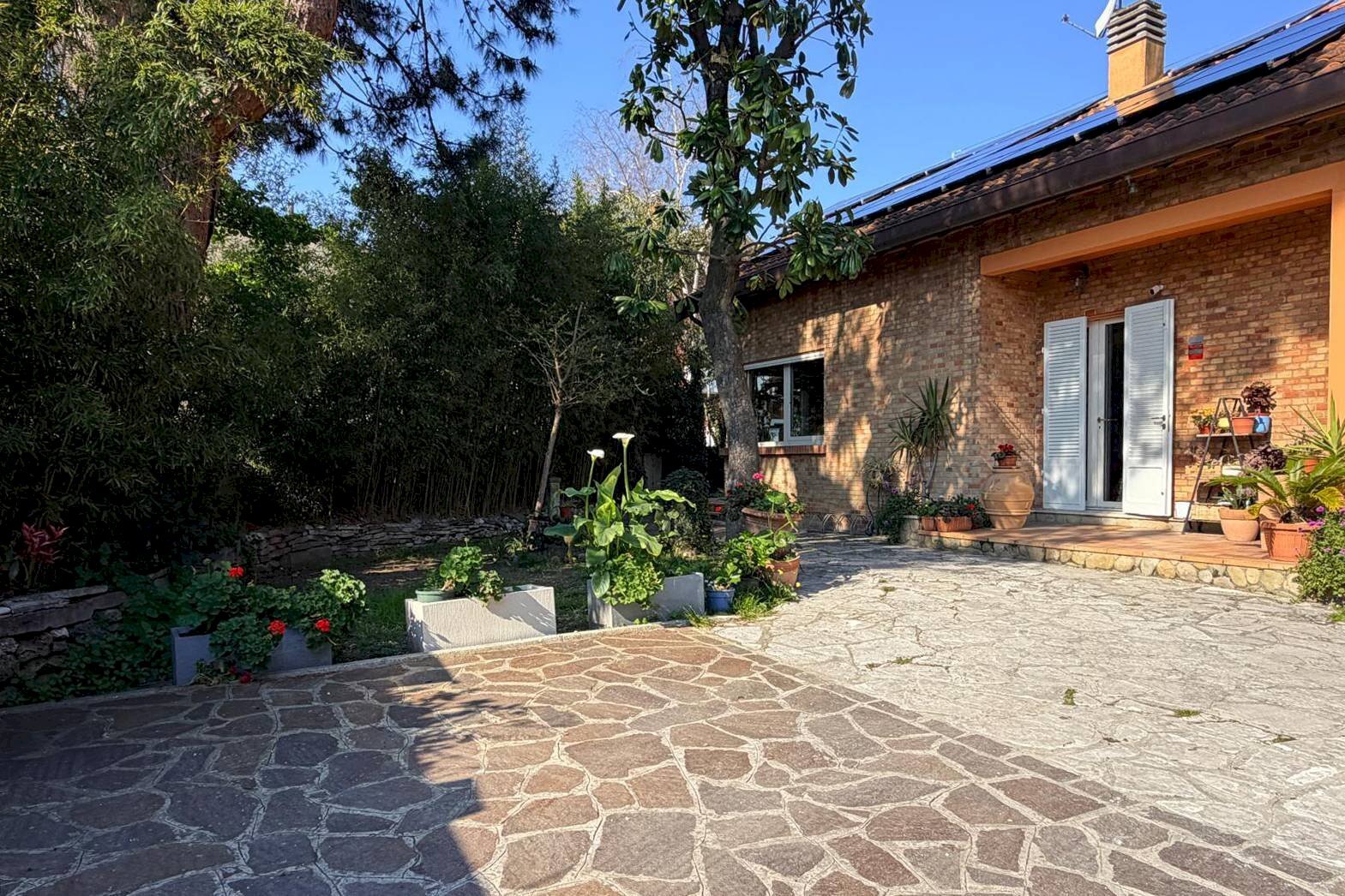 Foto 2 - Villa Viale Venezia
 
sn, Pesaro - foto 2