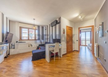 Soggiorno - Bilocale Piazza Leon Battista Alberti, Fiumicino - foto 9