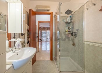 Bagno - Quadrilocale Via Vincenzo Petra, Roma - foto 23