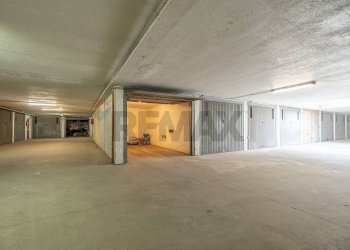 Parcheggio - Quadrilocale Via Vincenzo Petra, Roma - foto 39