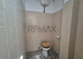 Bagno - Commercial Premises Via Portorose, Fiumicino - photo 12