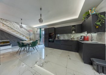 Cucina - Casa semi indipendente Via Fabio Rugiadi, Fiumicino - foto 13