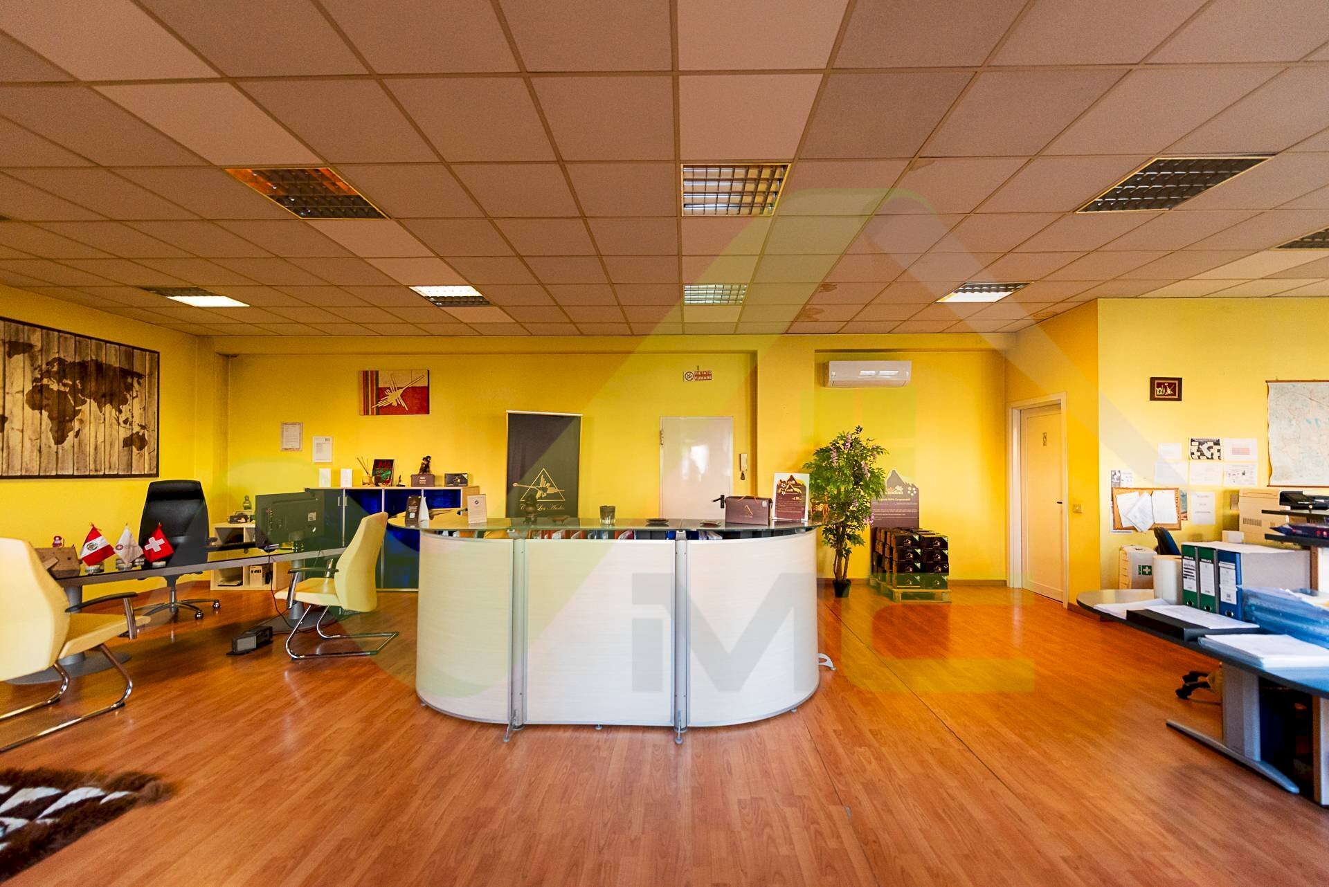 Foto 1 - Capannone VIA LIGURIA
 
12, Peschiera Borromeo - foto 1