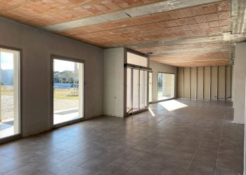 Foto 2 - Commercial Premises Via Thaon de Revel
 
58-60, Cavallino-Treporti - photo 2