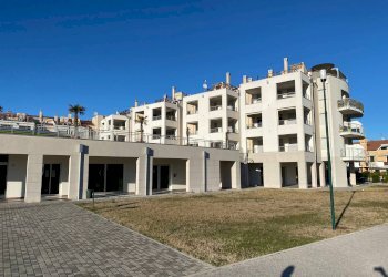 Foto 5 - Commercial Premises Via Thaon de Revel
 
58-60, Cavallino-Treporti - photo 5