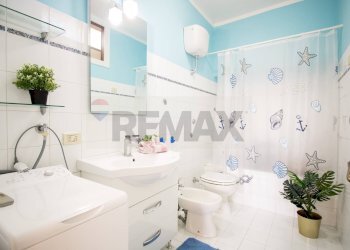 Bagno - Semi-detached house Via San Filippo
 
33, Benevento - photo 18