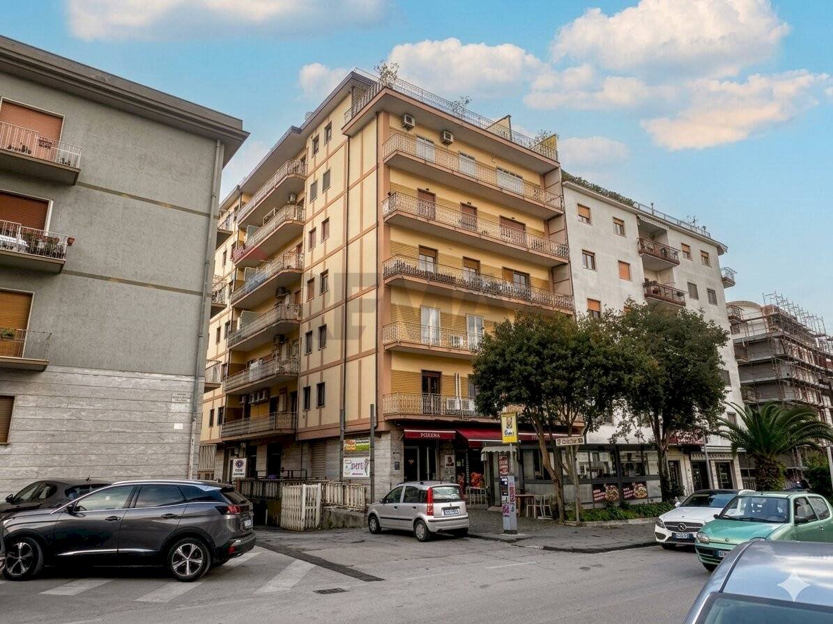 Edificio all\'aperto - Appartamento via delle Puglie
 
28, Benevento - foto 1