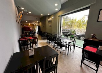 Sala da pranzo - Commercial Premises VIA NUOVA CALORE
17, Benevento - photo 8