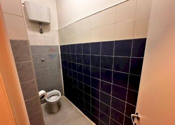 Bagno - Commercial Premises VIA NUOVA CALORE
17, Benevento - photo 23