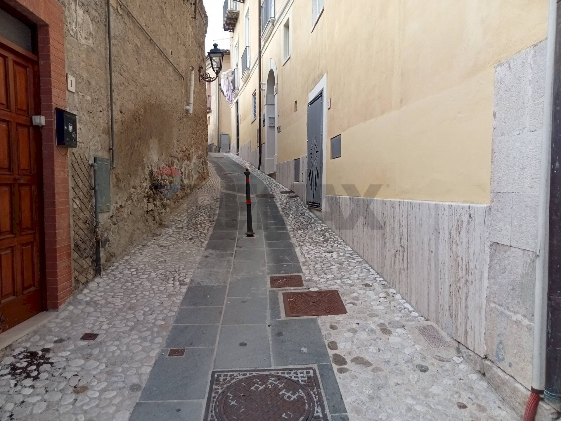 Edificio all\'aperto - Two-room apartment Ceppaloni - photo 1