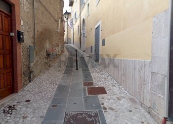 Edificio all\'aperto - Two-room apartment Ceppaloni - photo 1