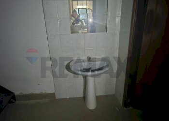 Bagno - Locale Commerciale Grottaminarda - foto 4