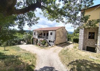 Casa all\'aperto - Semi-detached house CONTRADA MALEPARA
 
8, Pontelandolfo - photo 4