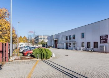 Edificio all\'aperto - Shed viale dell industria
42, Busto Arsizio - photo 2
