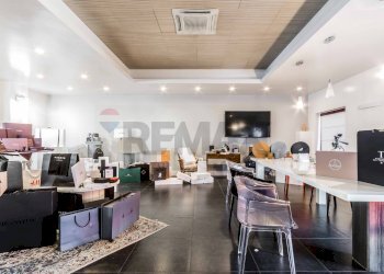 Sala da pranzo - Shed viale dell industria
42, Busto Arsizio - photo 12