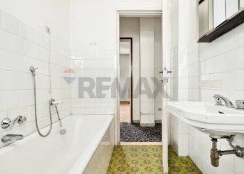 Bagno - Quadrilocale VIALE GIOTTO
 
13, Busto Arsizio - foto 14