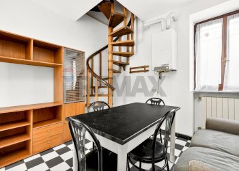 Sala da pranzo - Casa semi indipendente VIA CHIARI
6, Busto Arsizio - foto 6