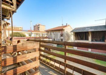 Balcone - Casa semi indipendente VIA CHIARI
6, Busto Arsizio - foto 10