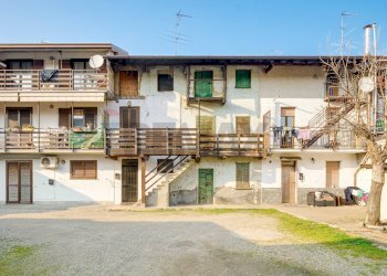 Edificio all\'aperto - Casa semi indipendente VIA CHIARI
6, Busto Arsizio - foto 11