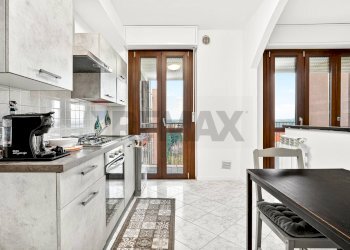 Cucina - Trilocale via Bettolo
7, Busto Arsizio - foto 5