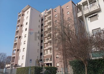 Edificio all\'aperto - Trilocale via Bettolo
7, Busto Arsizio - foto 22