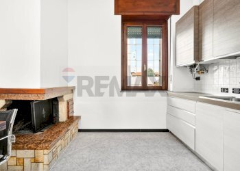 Cucina - Casa semi indipendente via Giuseppe Restelli
16, Olgiate Olona - foto 9