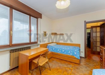 Camera / camera da letto - Semi-detached house Via Monte Nero
 
18, Canegrate - photo 12