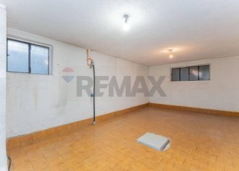 Cantina - Semi-detached house Via Monte Nero
 
18, Canegrate - photo 26