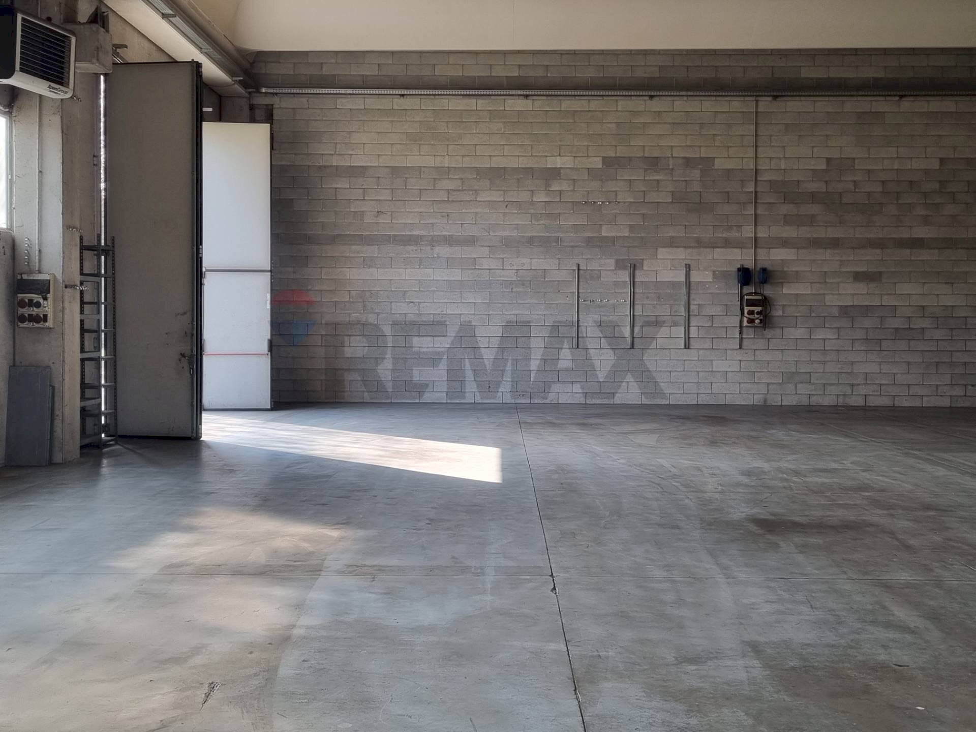 Parcheggio - Shed via toniolo
 
9, Busto Arsizio - photo 1