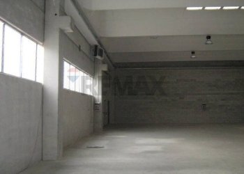 Parcheggio - Shed via toniolo
9, Busto Arsizio - photo 7