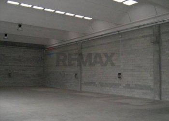 Parcheggio - Shed via toniolo
9, Busto Arsizio - photo 9