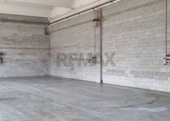 Parcheggio - Shed via toniolo
9, Busto Arsizio - photo 18