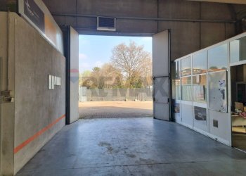 Terrazza - Capannone via toniolo
 
9, Busto Arsizio - foto 18